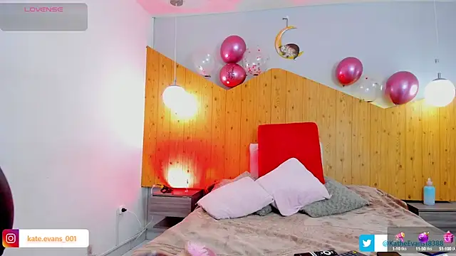 Snapshot of kate_evans1 chatting on September 17, 2025, 6:15 am kate evans1 online show from September 17, 2025, 6:15 am