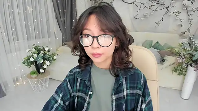 Snapshot of AgnieszkaBanana chatting on October 9, 2025, 4:02 am AgnieszkaBanana online show from October 9, 2025, 4:02 am