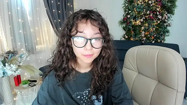 Snapshot of AgnieszkaBanana chatting on March 15, 2025, 4:24 am AgnieszkaBanana online show from March 15, 2025, 4:24 am