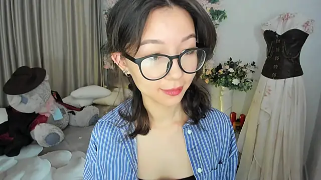 Snapshot of AgnieszkaBanana chatting on November 5, 2025, 4:04 am AgnieszkaBanana online show from November 5, 2025, 4:04 am