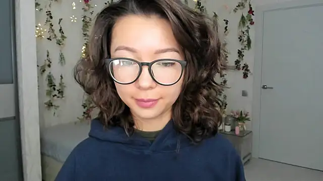 Snapshot of AgnieszkaBanana chatting on October 15, 2025, 1:15 am AgnieszkaBanana online show from October 15, 2025, 1:15 am