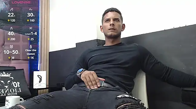 Snapshot of Chris_Dick23 chatting on March 4, 2025, 5:11 am Chris Dick23 online show from March 4, 2025, 5:11 am