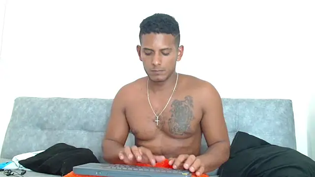 Snapshot of Chris_Dick23 chatting on March 3, 2025, 6:20 am Chris Dick23 online show from March 3, 2025, 6:20 am