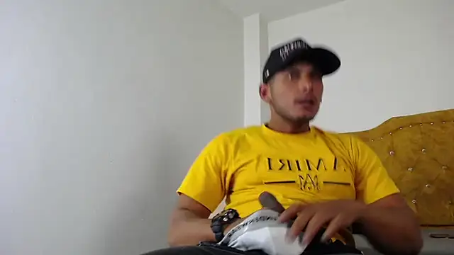 Snapshot of Chris_Dick23 chatting on June 23, 2026, 4:43 am Chris Dick23 online show from June 23, 2026, 4:43 am