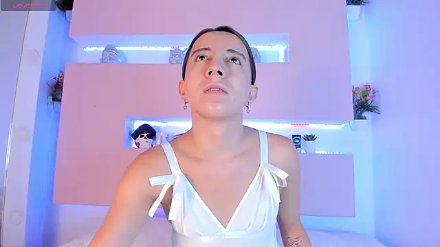 Miiaa doll online show from March 6, 2025, 11:47 am