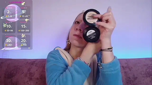 Miiaa doll online show from October 28, 2025, 11:53 am