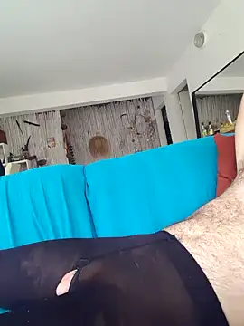 Snapshot of terisdfg chatting on January 11, 2025, 6:24 am terisdfg online show from January 11, 2025, 6:24 am