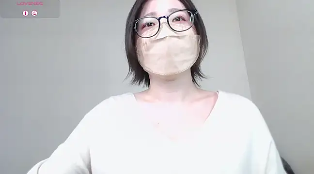  NOA-chan  online show from February 15, 2025, 3:17 pm