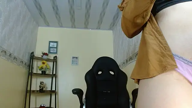 Snapshot of Nicole_Ramires chatting on December 24, 2024, 6:50 pm Nicole Ramires online show from December 24, 2024, 6:50 pm