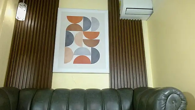 Snapshot of Nicole_Ramires chatting on October 3, 2025, 3:46 pm Nicole Ramires online show from October 3, 2025, 3:46 pm