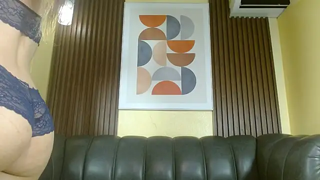 Snapshot of Nicole_Ramires chatting on November 6, 2025, 4:33 pm Nicole Ramires online show from November 6, 2025, 4:33 pm