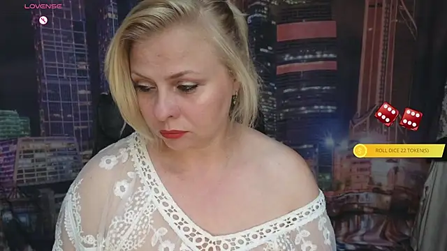 Snapshot of Gray_swann chatting on June 16, 2026, 7:14 pm Gray swann online show from June 16, 2026, 7:14 pm