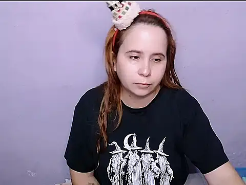 Snapshot of SubLayla01 chatting on June 29, 2026, 6:29 pm SubLayla01 online show from June 29, 2026, 6:29 pm