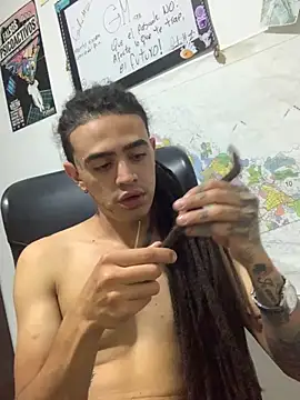 JovenDesobediente online show from September 11, 2025, 2:44 am