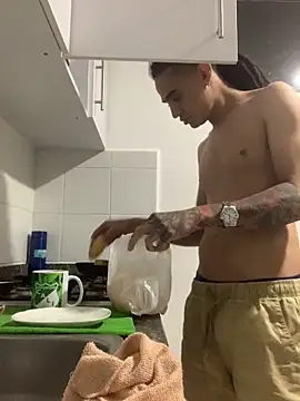 JovenDesobediente online show from October 18, 2025, 5:20 am