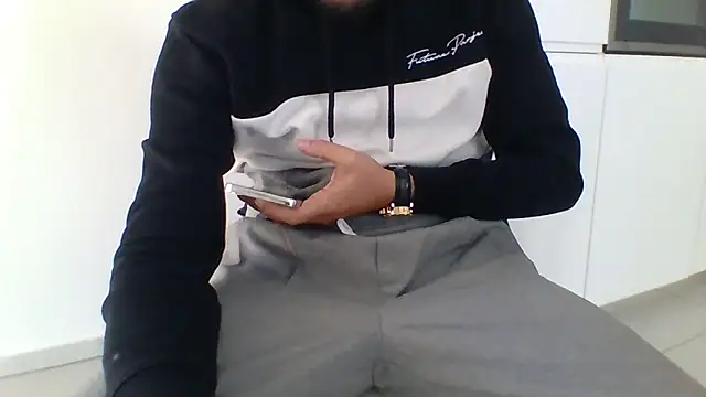 stepmarto3 online show from October 5, 2025, 2:30 pm