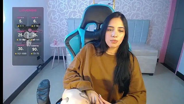 ninfa1 ch online show from January 29, 2025, 7:43 pm