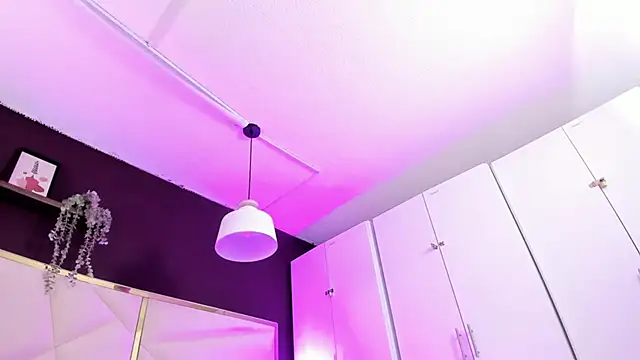 April bowie online show from March 7, 2026, 11:59 am