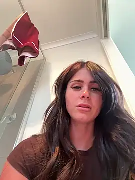 aus queen online show from February 10, 2026, 2:10 am