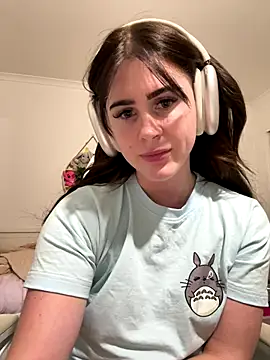 aus queen online show from October 30, 2025, 3:53 pm