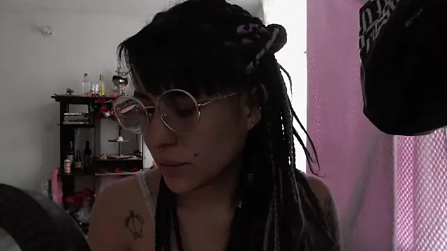 Hellen dumont online show from November 28, 2025, 9:26 pm