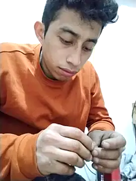 Flaquito pitudo online show from February 27, 2025, 4:57 am