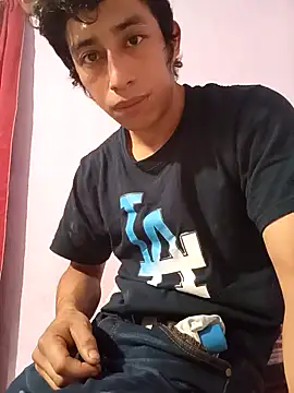 Flaquito pitudo online show from October 1, 2025, 8:35 pm