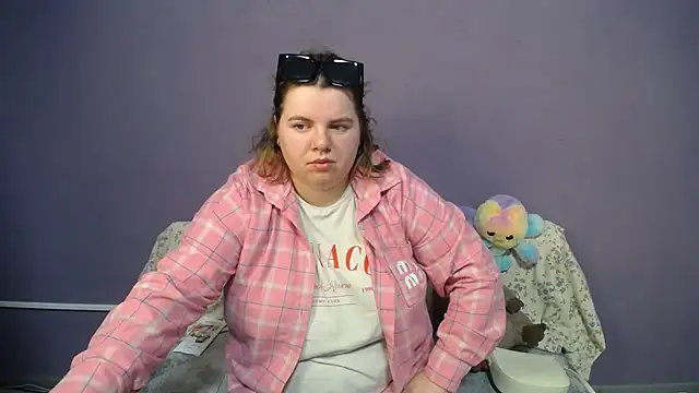 so shy online show from May 26, 2026, 7:06 am