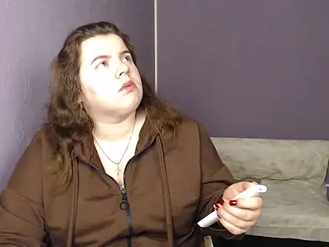 so shy online show from September 23, 2025, 6:20 am