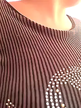 carmelasexy online show from March 28, 2026, 9:54 am