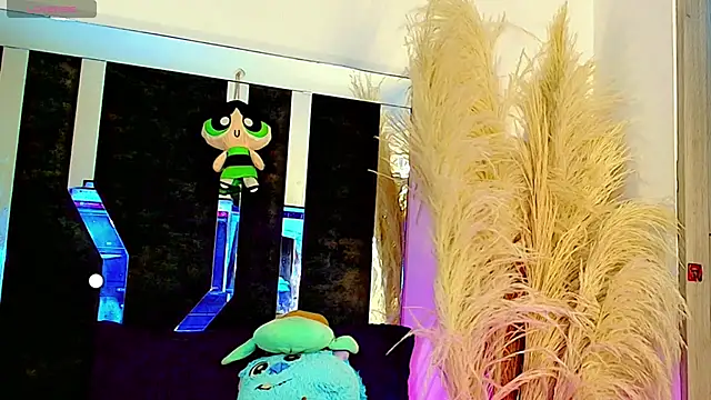 honey skin online show from April 12, 2026, 8:23 pm