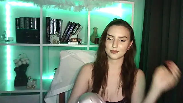 X Alisa online show from January 7, 2026, 7:41 pm