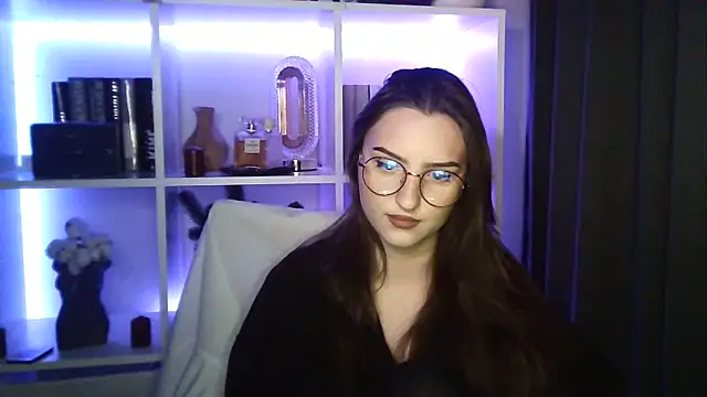 X Alisa online show from February 2, 2026, 7:46 pm