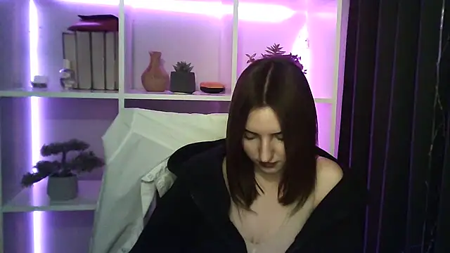 X Alisa online show from February 27, 2025, 7:26 pm