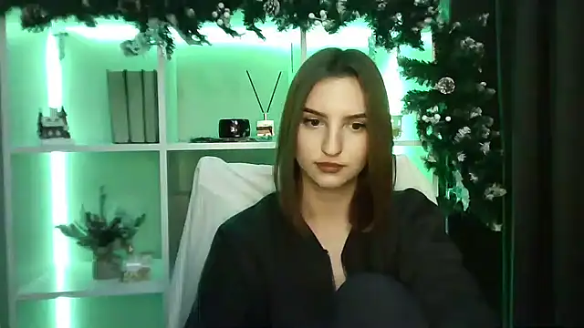 X Alisa online show from December 3, 2024, 7:39 pm