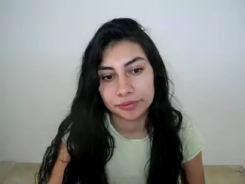  katerin love1 online show from March 13, 2025, 2:44 pm