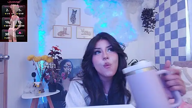 Ag4ta  online show from March 10, 2025, 11:06 pm