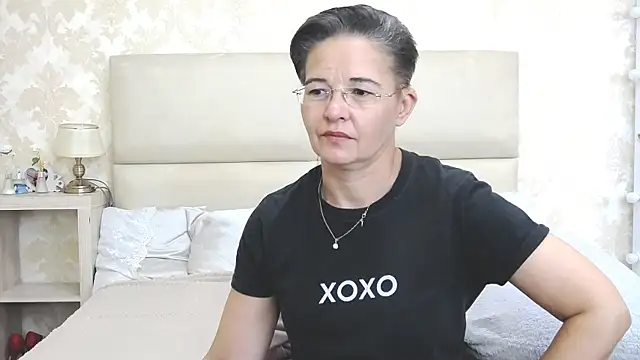 StaceyDarling online show from September 12, 2025, 9:09 am