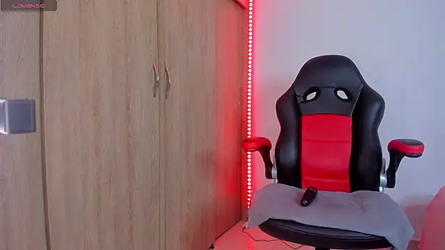 barbiee ebony online show from November 10, 2025, 4:06 am