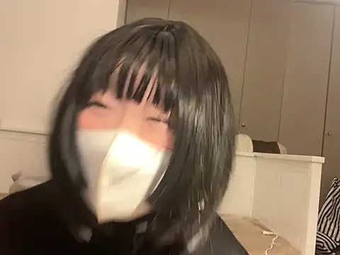 xxxYUKARIxxx online show from February 3, 2025, 8:24 am