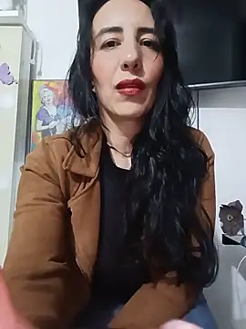 Snapshot of christine-x chatting on June 2, 2026, 10:43 pm christine-x online show from June 2, 2026, 10:43 pm