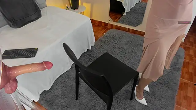 Snapshot of angieebaezz chatting on March 19, 2025, 12:56 pm angieebaezz online show from March 19, 2025, 12:56 pm