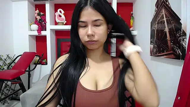 Letty Plugxo online show from September 30, 2025, 12:22 pm