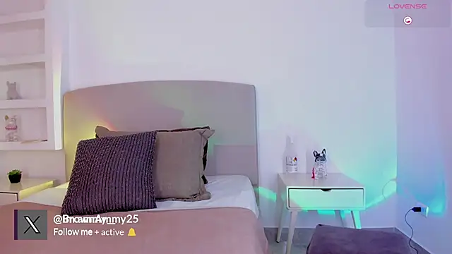 Ammy xx online show from March 13, 2025, 7:28 pm