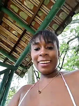 Snapshot of HanaThompson chatting on February 17, 2025, 6:50 pm HanaThompson online show from February 17, 2025, 6:50 pm