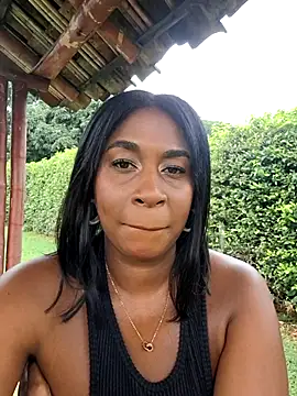 HanaThompson online show from January 15, 2026, 4:21 pm