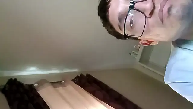 lRainbowBoy online show from February 4, 2026, 8:59 pm