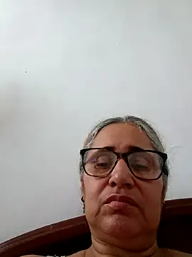 Snapshot of _candi chatting on January 14, 2026, 6:44 pm candi online show from January 14, 2026, 6:44 pm