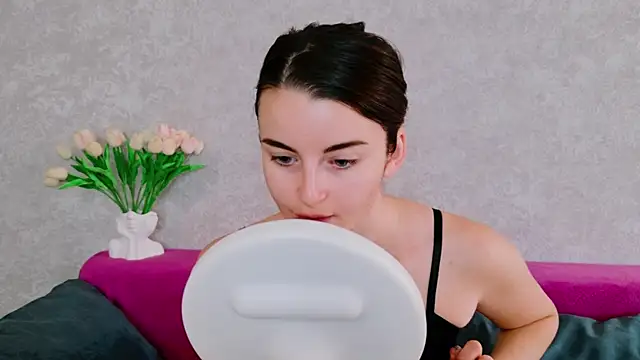 Miss Arwen online show from October 2, 2025, 4:38 am