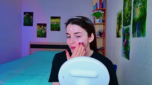 Miss Arwen online show from March 19, 2025, 3:30 am